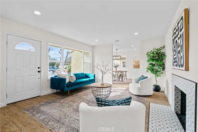 $975,000 | 18725 Covello Street, Reseda, CA 91335