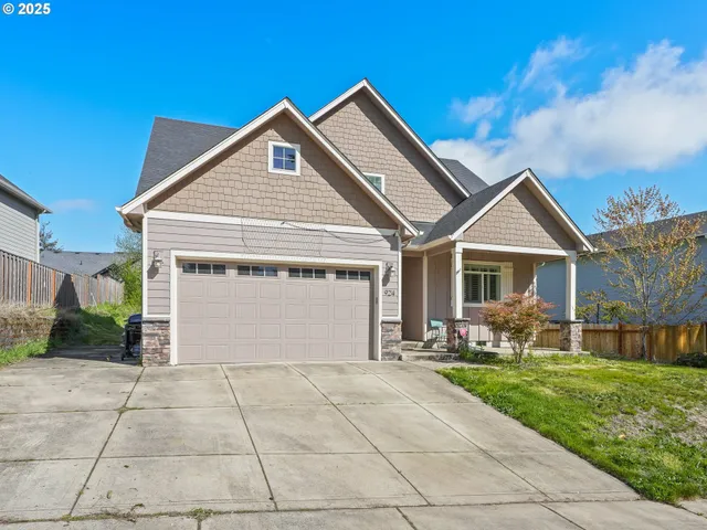 $415,000 | 924 Park Street, Sweet Home, OR 97386