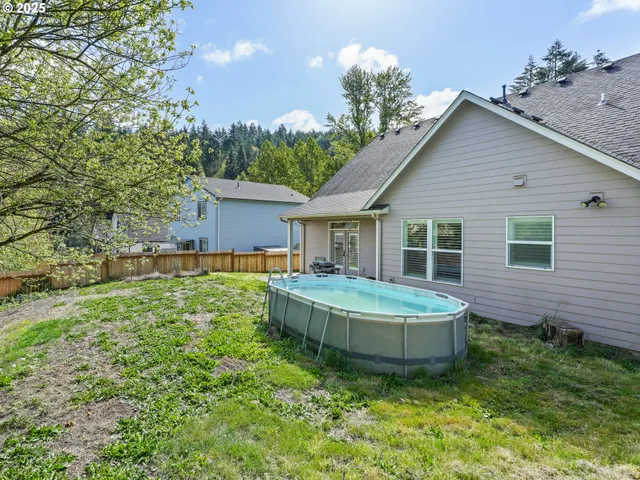 $415,000 | 924 Park Street, Sweet Home, OR 97386