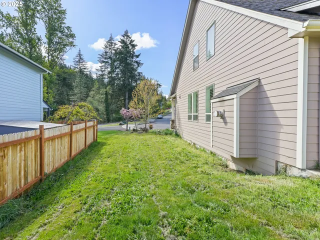 $415,000 | 924 Park Street, Sweet Home, OR 97386