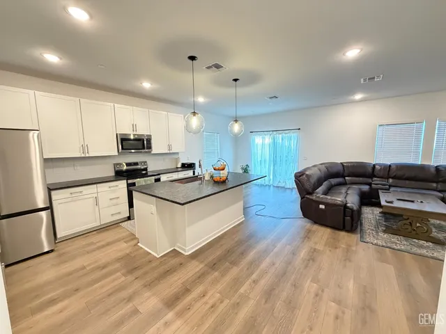 $539,900 | Undisclosed Address, Bakersfield, CA 93313