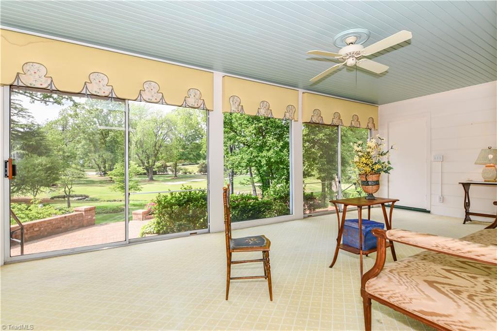 902 Dover Road Greensboro, NC 27408 - Photo 16 of 28 Gallery Image 16