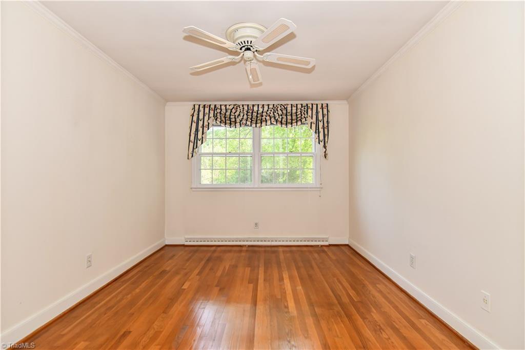 902 Dover Road Greensboro, NC 27408 - Photo 21 of 28 Gallery Image 21