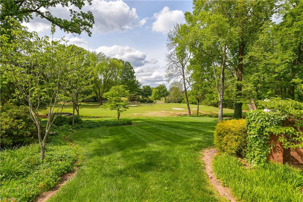 902 Dover Road Greensboro, NC 27408 - Photo 27 of 28 Gallery Image 27