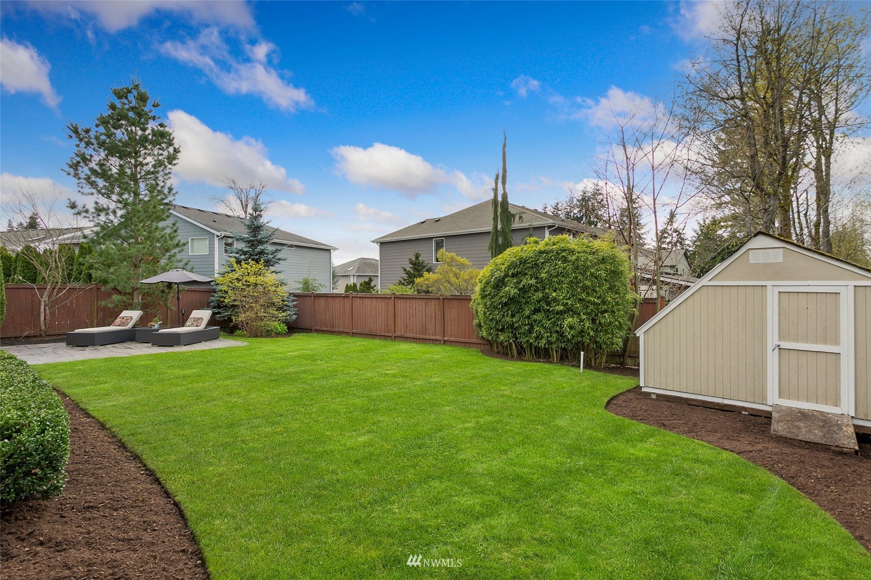 21804 42 Avenue Southeast Bothell, WA 98021 - Photo 29 of 33 a view of a backyard with garden