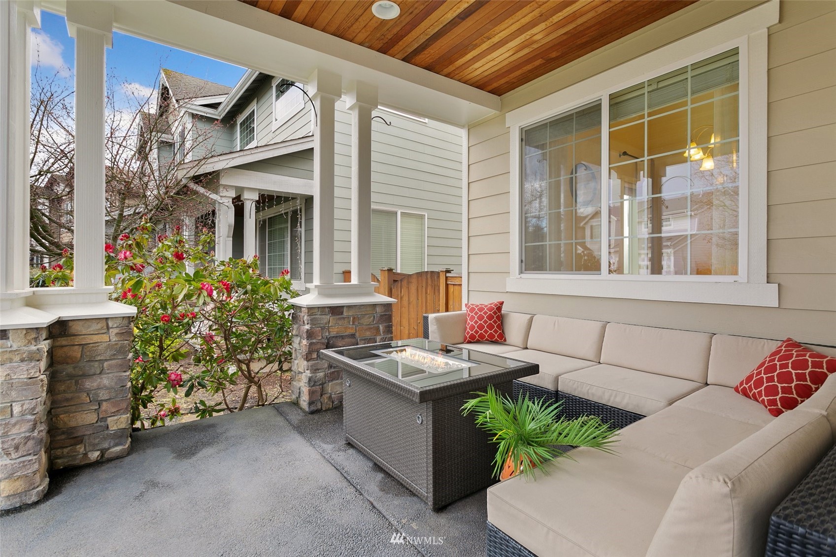 21804 42 Avenue Southeast Bothell, WA 98021 - Photo 3 of 33 a outdoor living space with furniture and a potted plant