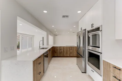 $1,799,000 | 5591 Northeast 29th Avenue, Fort Lauderdale, FL 33308