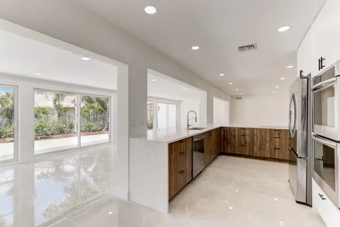 $1,799,000 | 5591 Northeast 29th Avenue, Fort Lauderdale, FL 33308