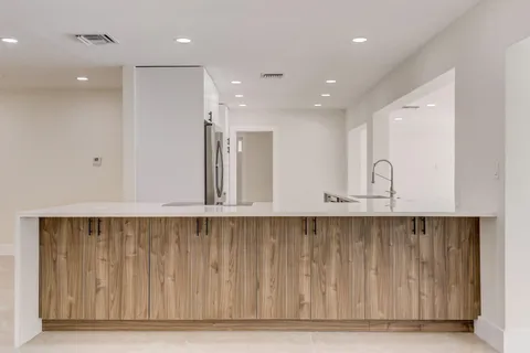 $1,799,000 | 5591 Northeast 29th Avenue, Fort Lauderdale, FL 33308