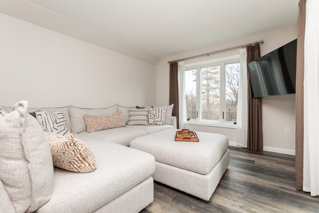 4 Duck Pond Road, Unit 203 Beverly, MA 01915 - Photo 14 of 40