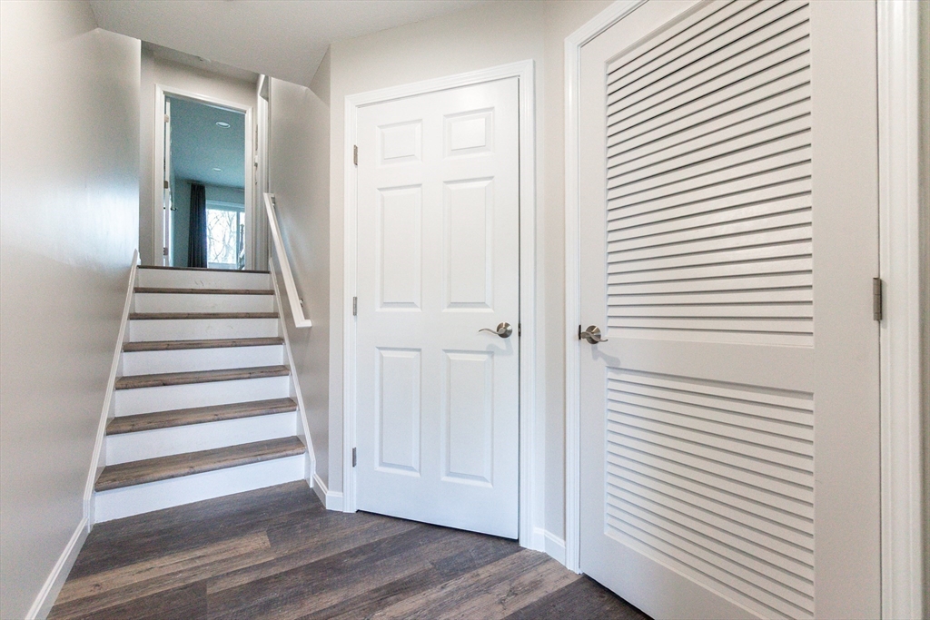 4 Duck Pond Road, Unit 203 Beverly, MA 01915 - Photo 6 of 40