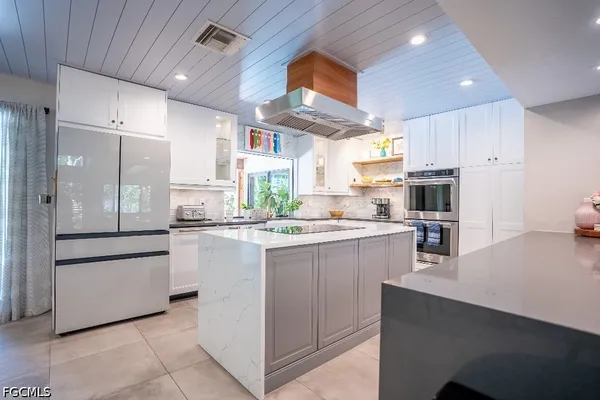 $3,790,000 | 6100 Dogwood Way, Naples, FL 34116