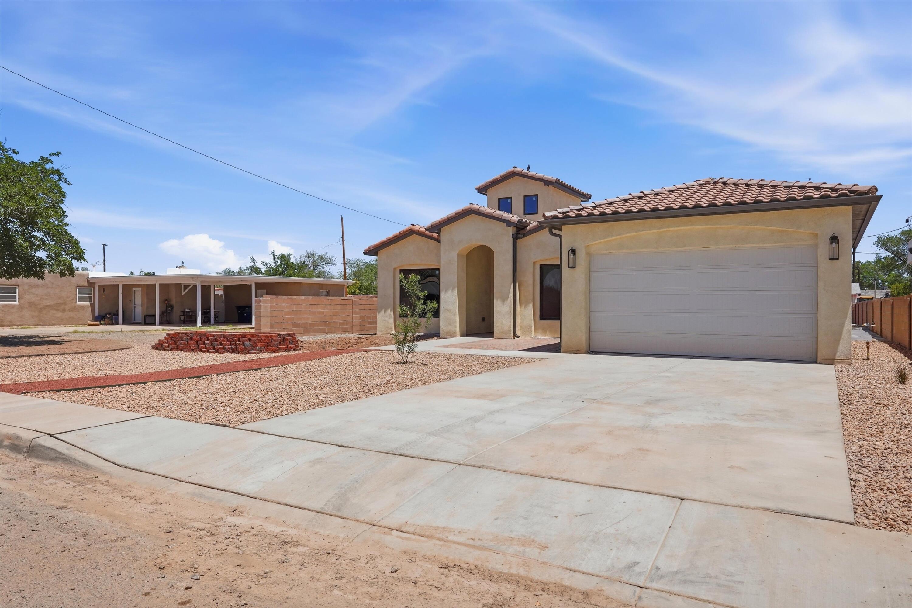 1325 Van Cleave Road Northwest Albuquerque, NM 87107 - Photo 5 of 42 Gallery Image 5