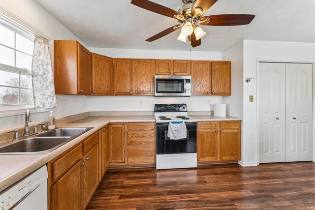 $290,000 | 409 Heritage Drive, Delphi, IN 46923