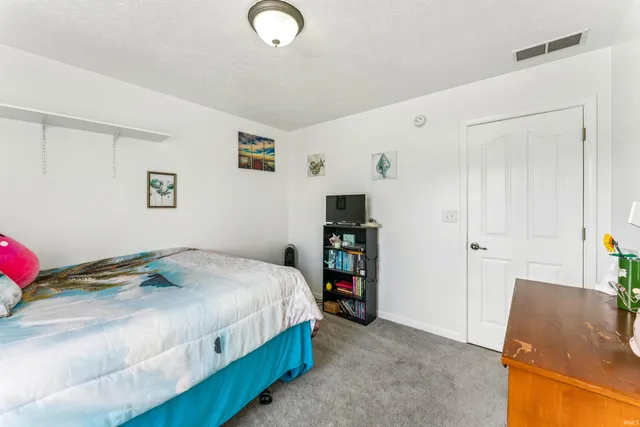 $290,000 | 409 Heritage Drive, Delphi, IN 46923