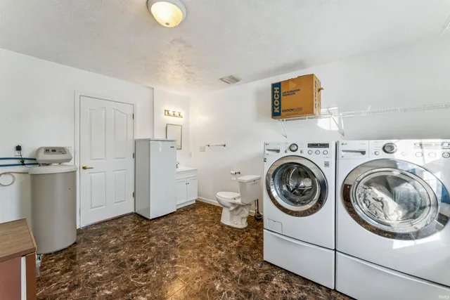 $290,000 | 409 Heritage Drive, Delphi, IN 46923