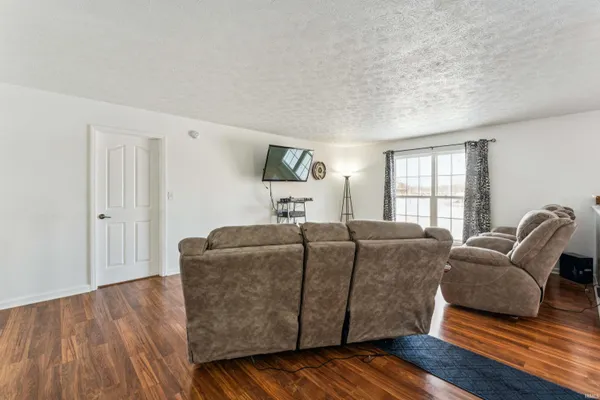 $288,700 | 409 Heritage Drive, Delphi, IN 46923