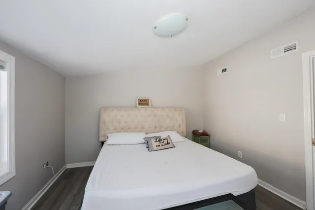 $1,600 | 12 Roosevelt Lane, Laconia, NH 03246