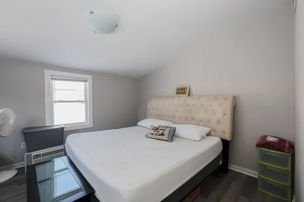 $1,600 | 12 Roosevelt Lane, Laconia, NH 03246