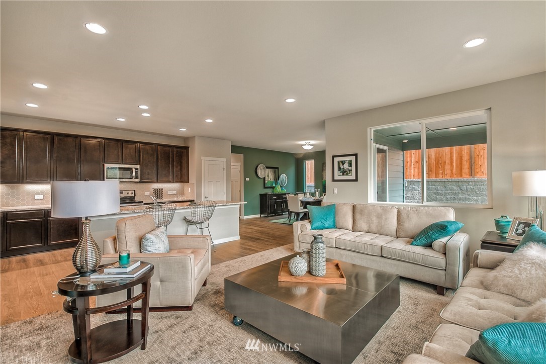 2124 Mayes Road Southeast Lacey, WA 98503 - Photo 4 of 16 Gallery Image 4