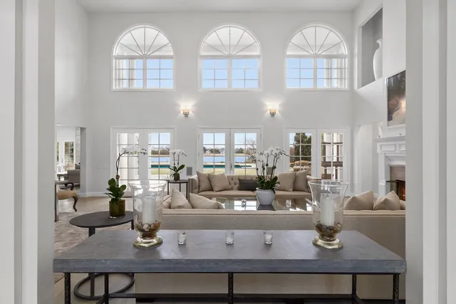 $250,000 | 39 Pheasant Close South, Southampton, NY 11968