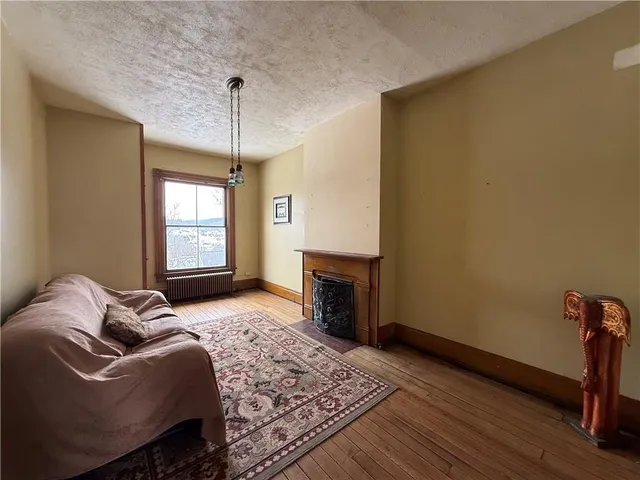 $204,000 | 205 East High Street, Waynesburg, PA 15370