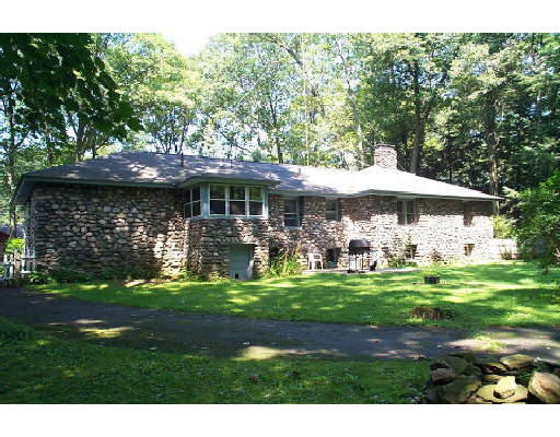 51 Shepard Road Sturbridge, MA 01566 - Photo 2 of 3