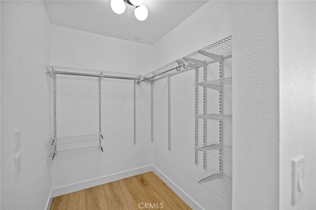 a view of a house with a yard and garage