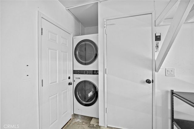 a view of a house with entertaining space