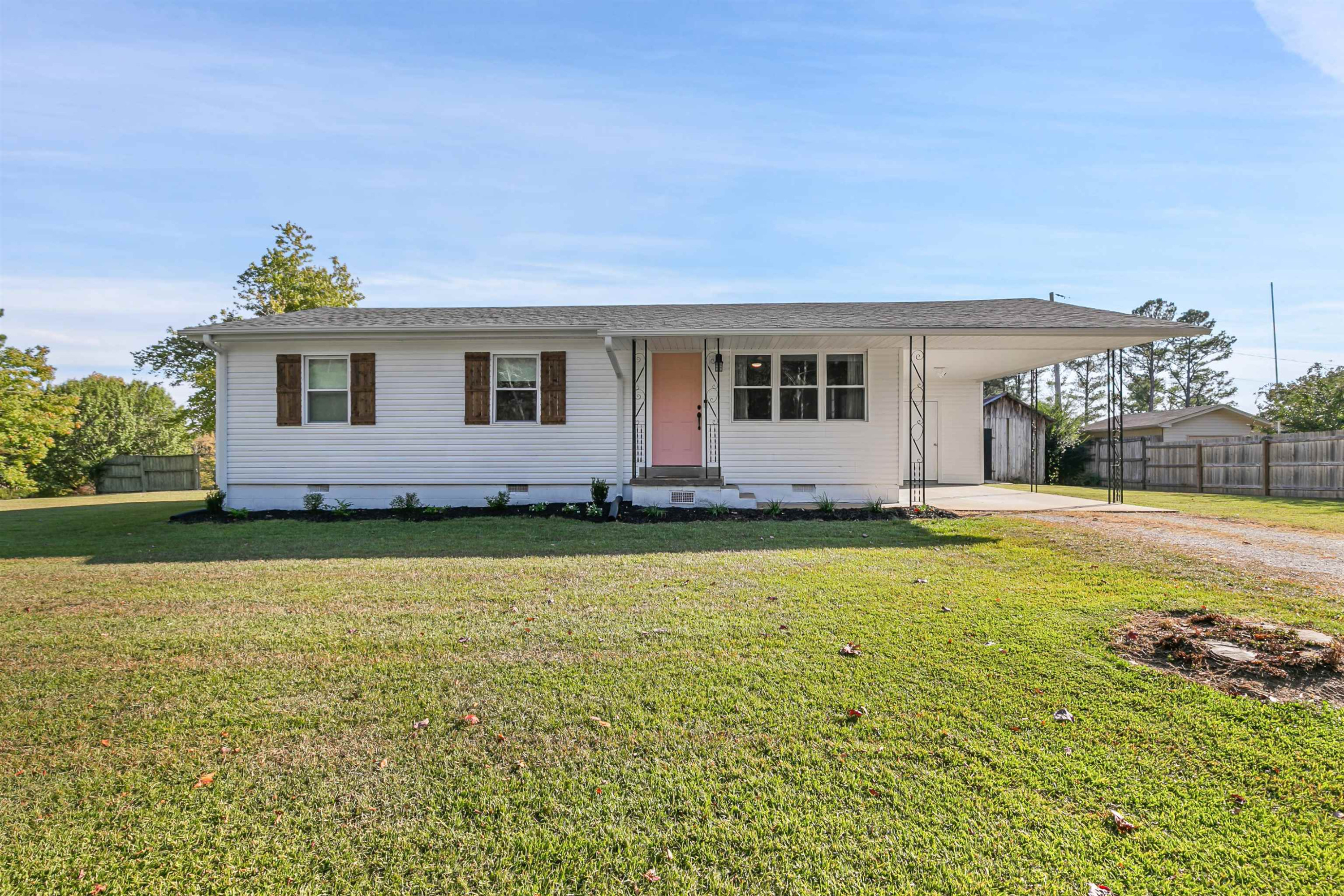 74 East Walnut Street Decaturville, TN 38329 - Photo 2 of 16 Photo 2