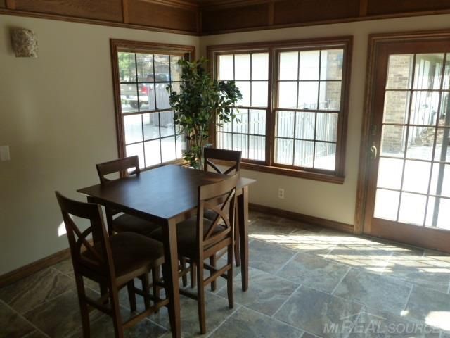 644 Middlesex Road Grosse Pointe Park, MI 48230 - Photo 24 of 36