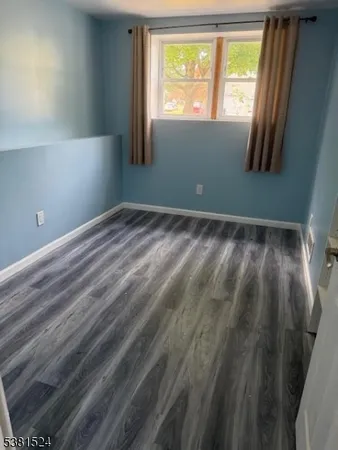 a view of empty room with window