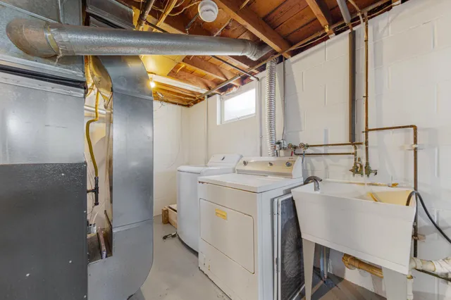 $150,000 | 337 14th Street Northwest, Faribault, MN 55021