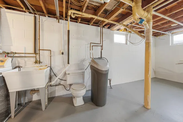 $150,000 | 337 14th Street Northwest, Faribault, MN 55021