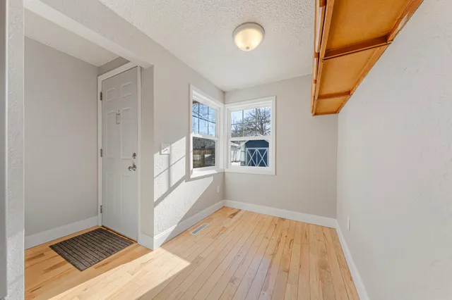 $150,000 | 337 14th Street Northwest, Faribault, MN 55021