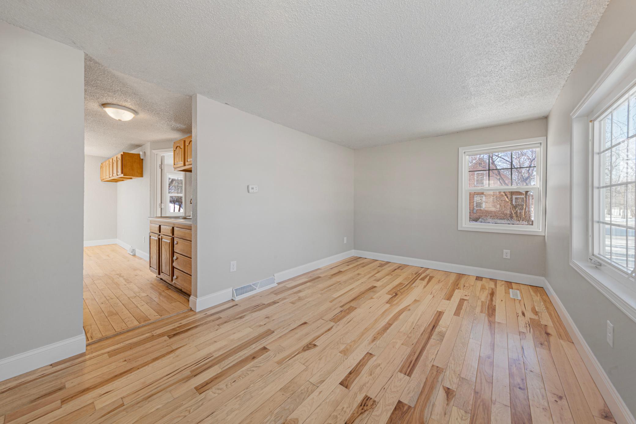 337 14th Street Northwest Faribault, MN 55021 - Photo 9 of 19