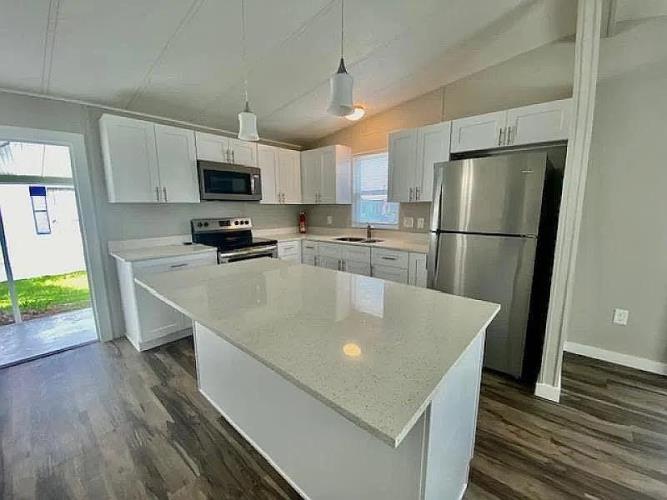 341 Lamplighter Drive Melbourne, FL 32934 - Photo 5 of 21