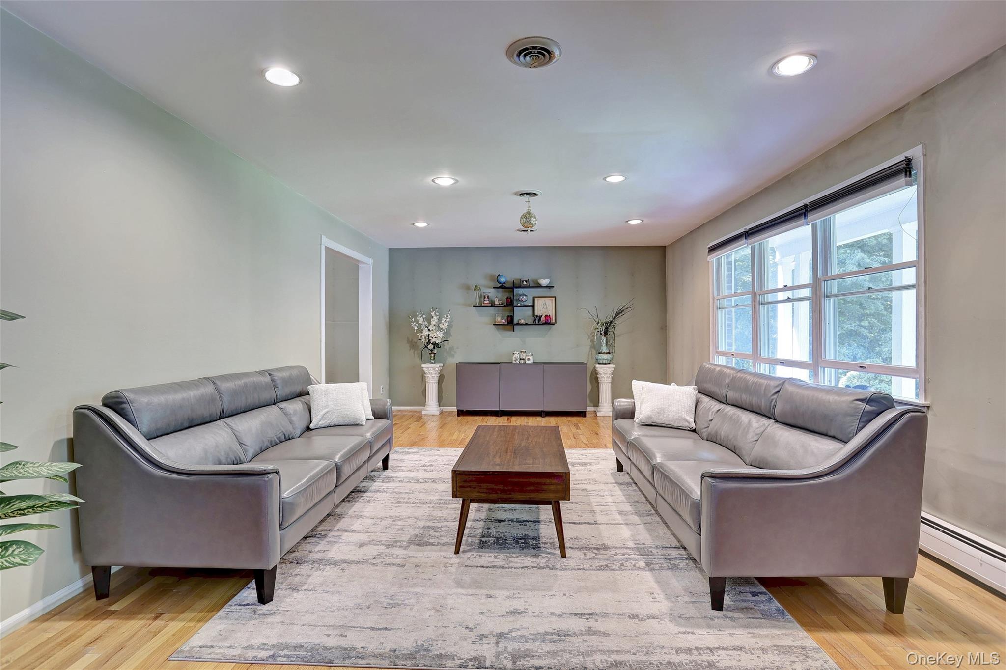 561 New Hempstead Road Spring Valley, NY 10977 - Photo 4 of 27
