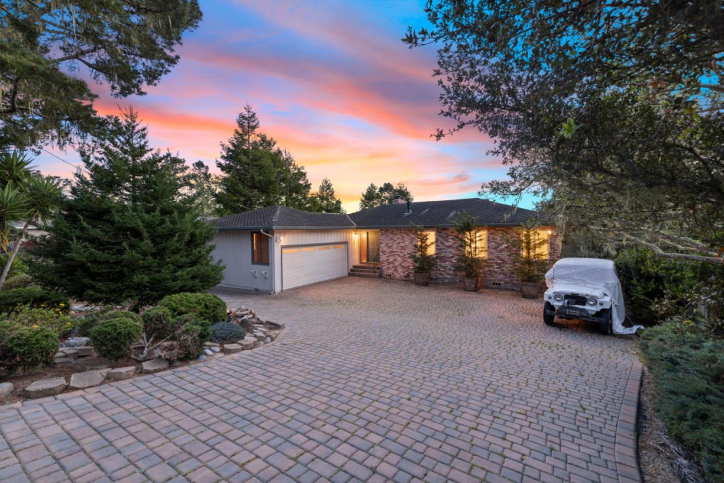 3076 Strawberry Hill Road Pebble Beach, CA 93953 - Photo 2 of 36