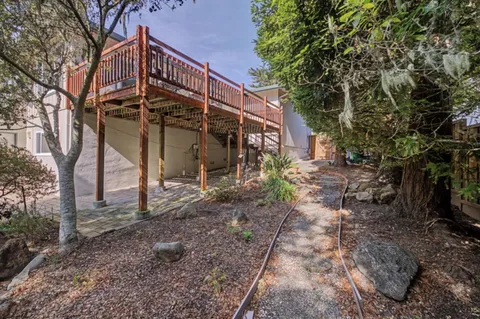 $1,999,000 | 3076 Strawberry Hill Road, Pebble Beach, CA 93953
