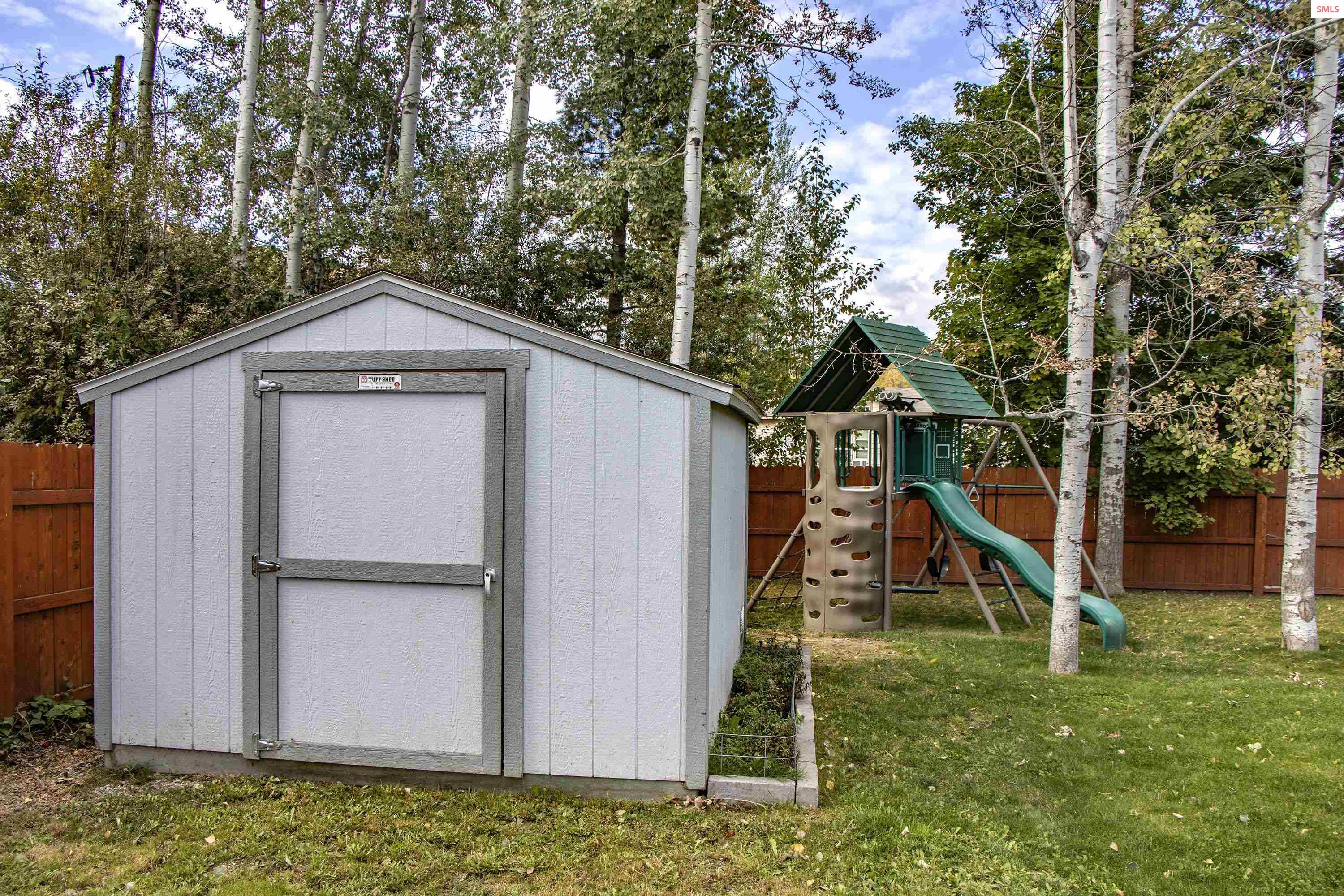 68 Kuskanook Road Kootenai, ID 83864 - Photo 33 of 52 Gallery Image 33
