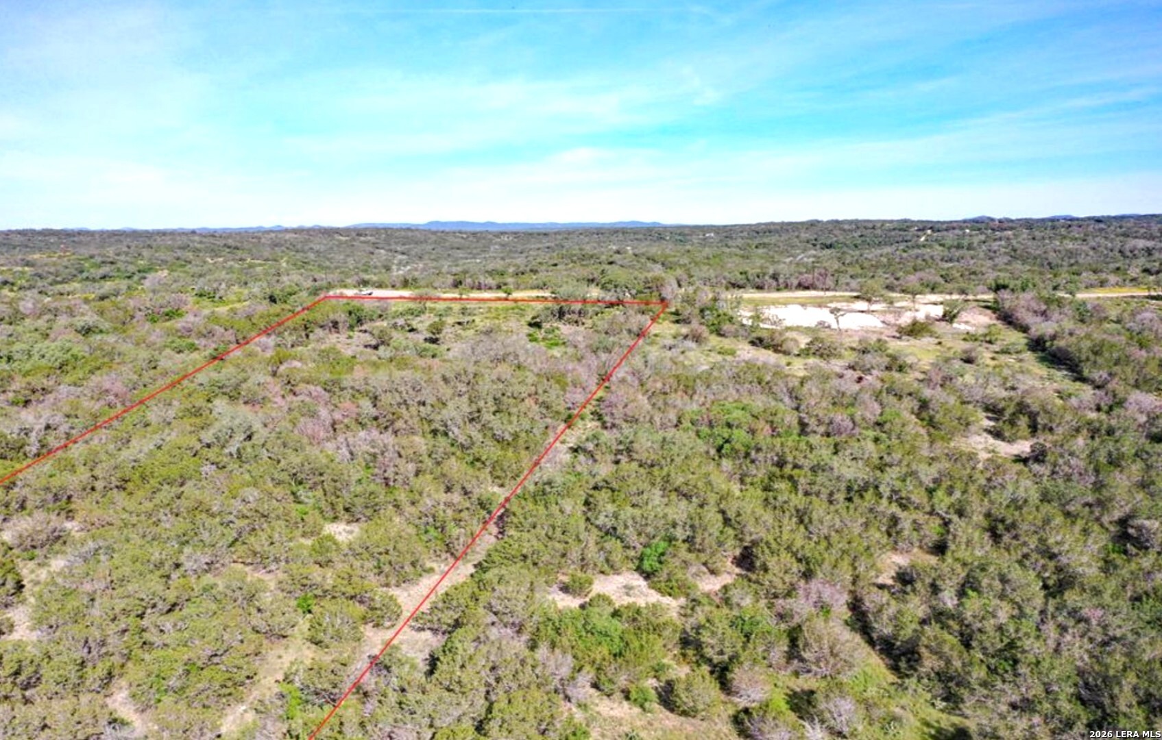 194 Crescent Ridge Hondo, TX 78861 - Photo 2 of 6