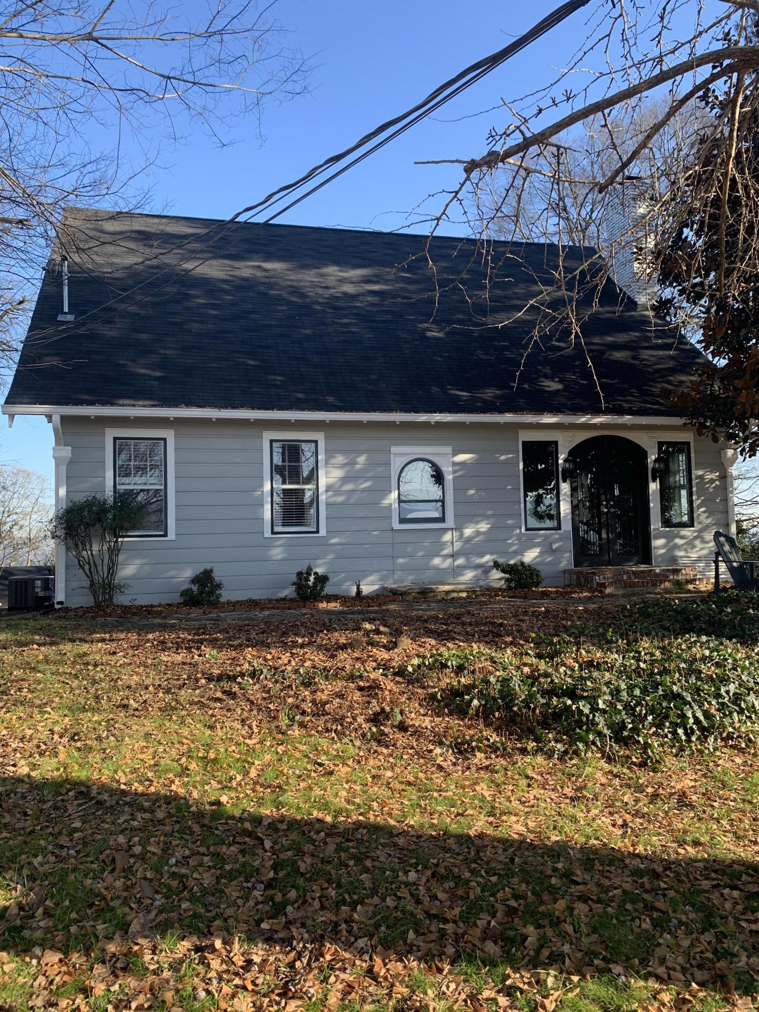 678 South Crest Road Chattanooga, TN 37404 - Photo 4 of 5 4