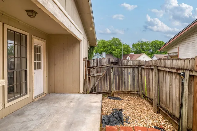 $1,600 | 9206 Kempler Drive, Unit A, Austin, TX 78748
