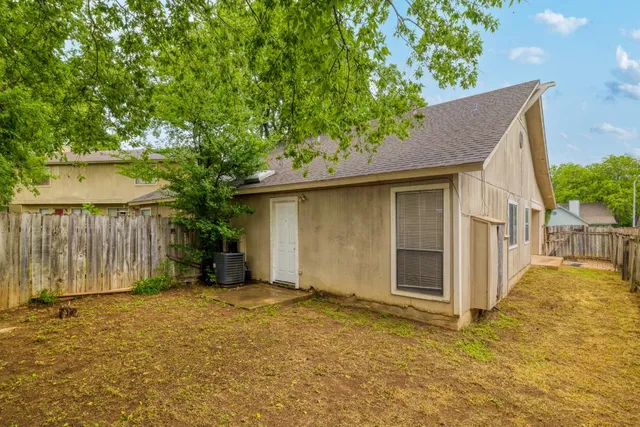 $1,600 | 9206 Kempler Drive, Unit A, Austin, TX 78748