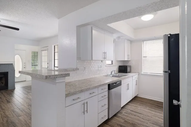 $1,600 | 9206 Kempler Drive, Unit A, Austin, TX 78748