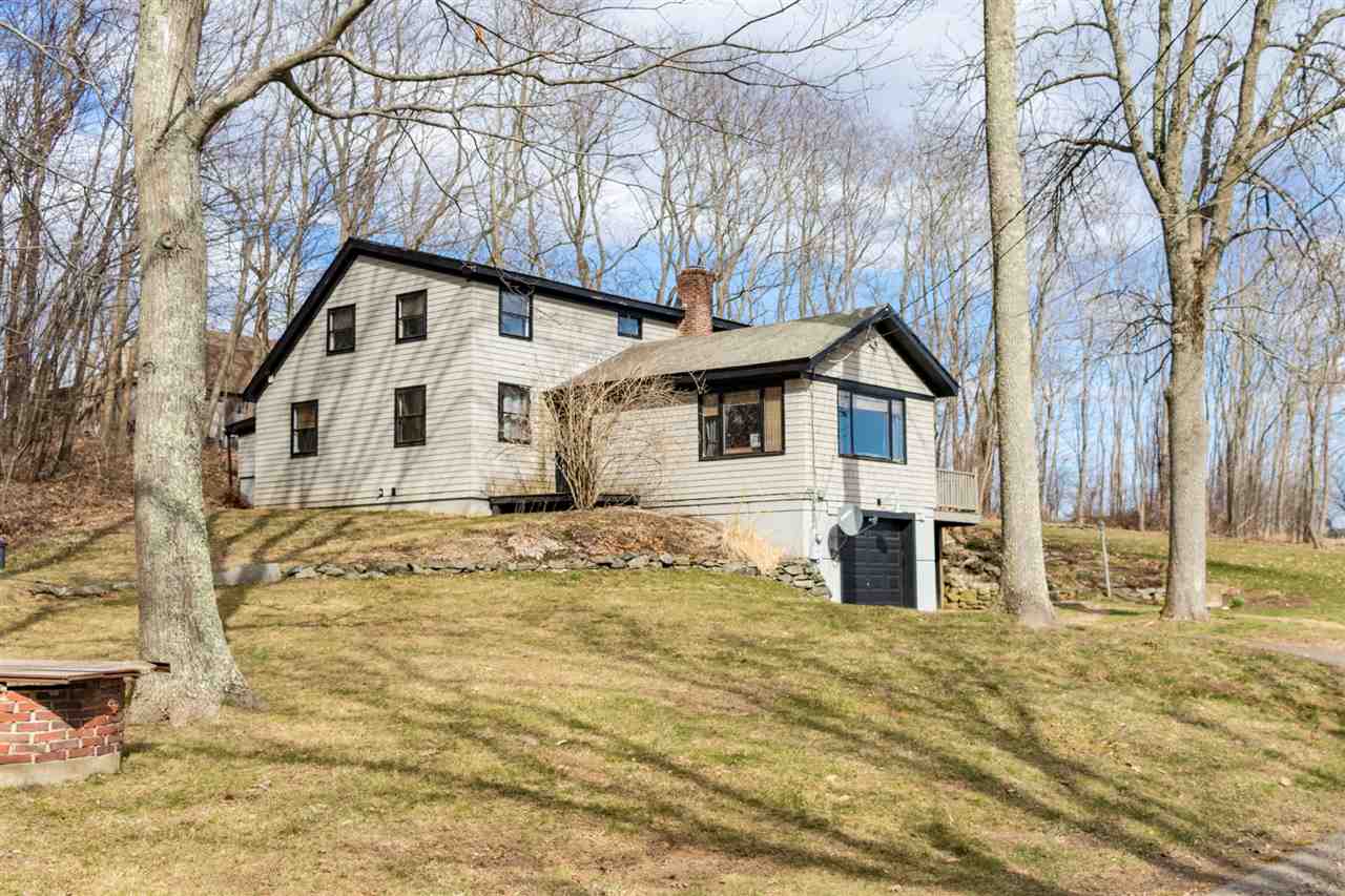 74 Union Road Stratham, NH 03885 - Photo 1 of 40