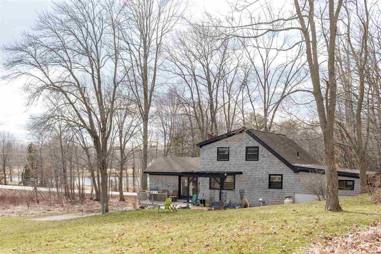 74 Union Road Stratham, NH 03885 - Photo 2 of 40