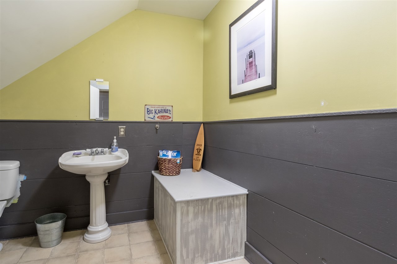 74 Union Road Stratham, NH 03885 - Photo 36 of 40