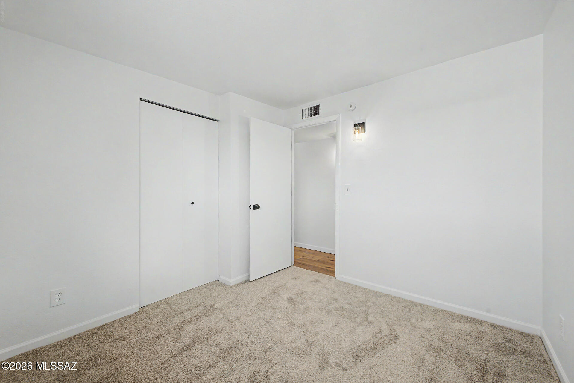 3402 South Kolb Road Tucson, AZ 85730 - Photo 19 of 32 a view of an empty room